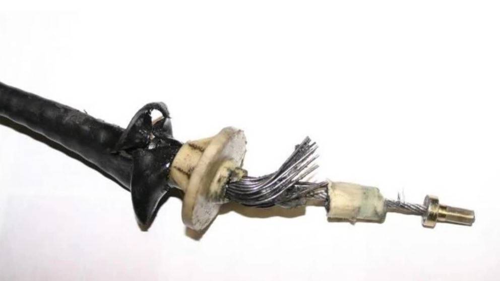 دلایل پاره شدن سیم کلاچ (خرابشدن کلاچ) دلایل پاره شدن سیم کلاچ (خرابشدن کلاچ)